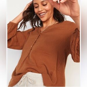 Old Navy Oversized Crinkle-Textured Tunic Top